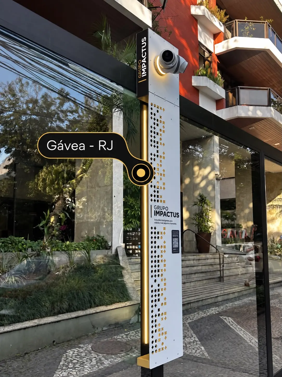 Poste inteligente Impactus instalado na Gávea, Rio de Janeiro